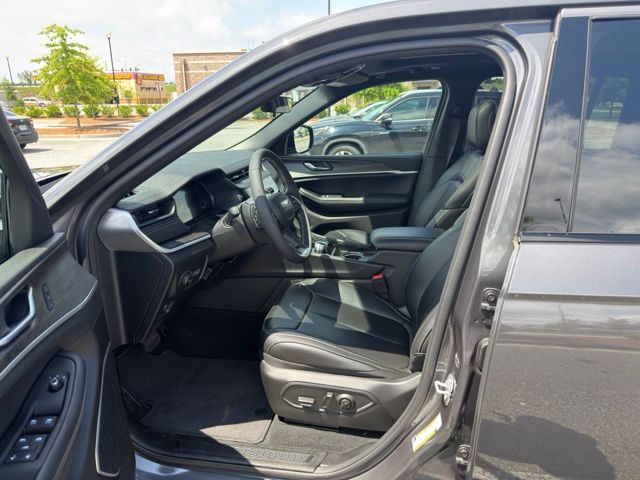 2026 Jeep Grand Cherokee Limited 4x2