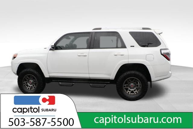 2021 Toyota 4Runner SR5 Premium 23