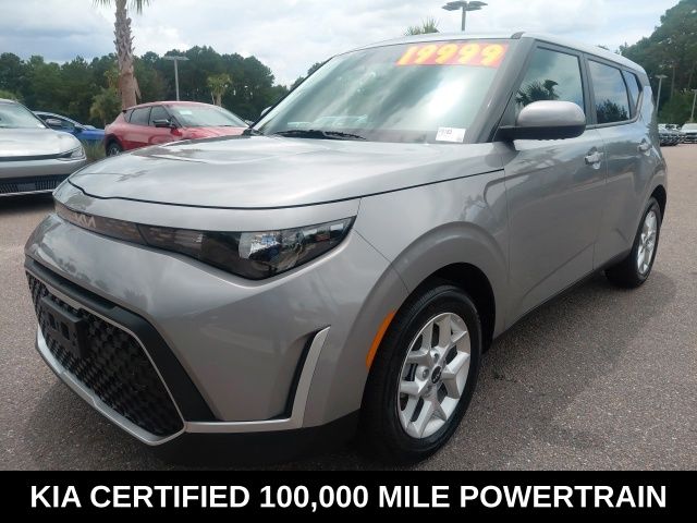 Gravity Gray 2025 Kia Soul SUV / Crossover Front-Wheel Drive Continuously Variable Transmission