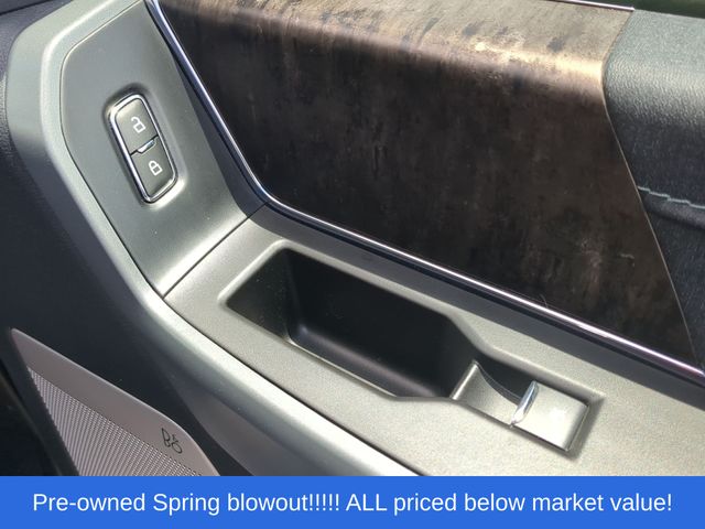 Used 2022 Blue Metallic Ford Lariat image 46
