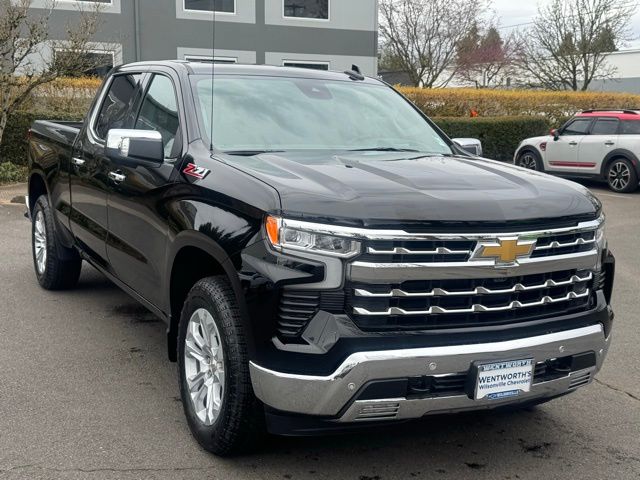 2026 Chevrolet Silverado 1500 LTZ Crew Cab 4WD