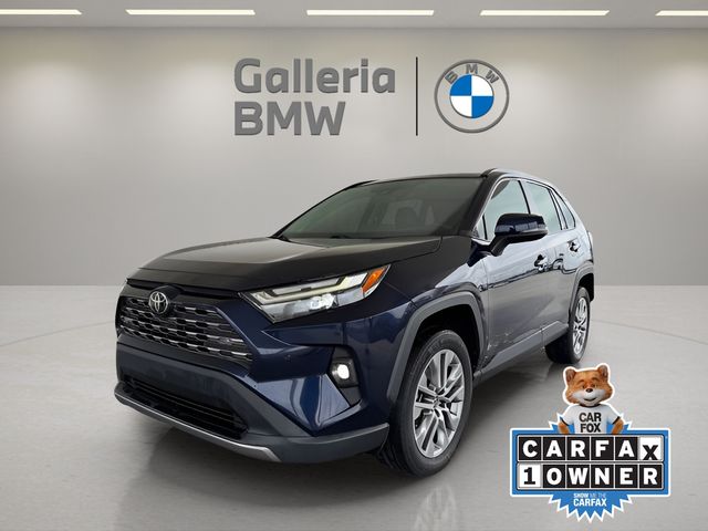 2022 Toyota RAV4 Limited's photo