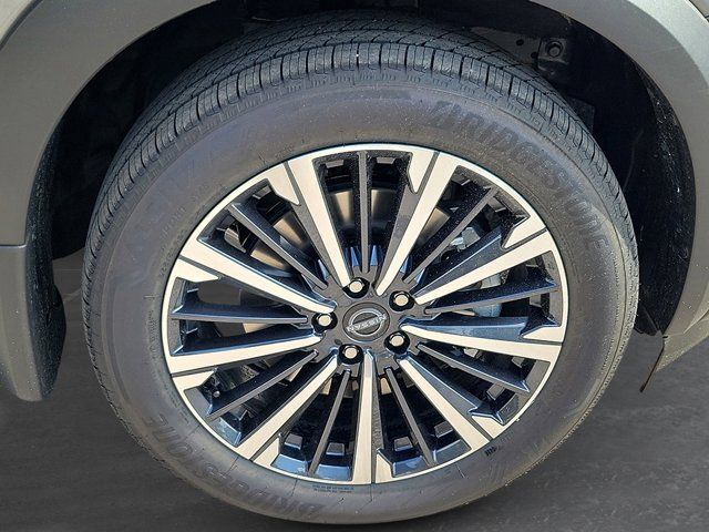 2026 Nissan Pathfinder Platinum - Photo 8