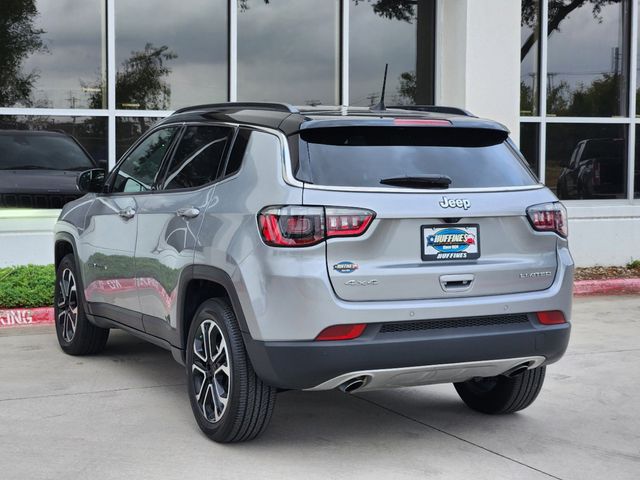 2023 Jeep Compass Limited 5