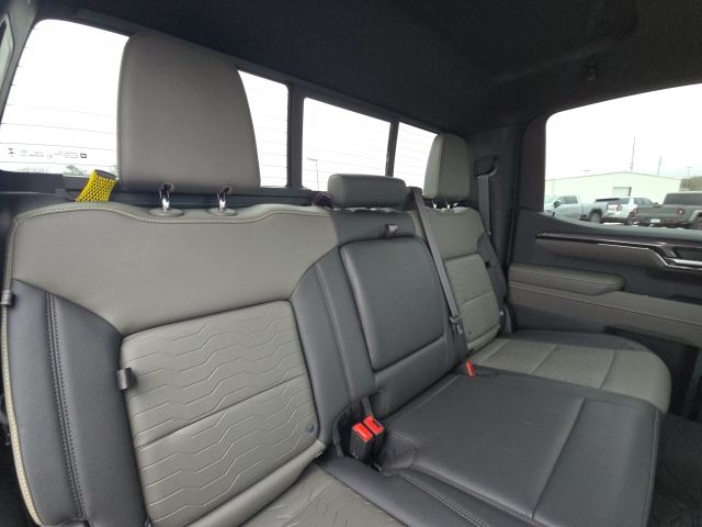 2024 Chevrolet Silverado 1500 ZR2:L166404A