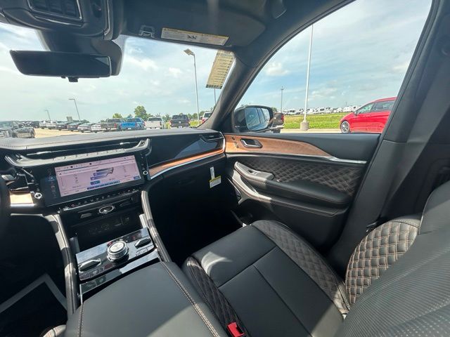 New 2026 Jeep Grand Cherokee SUV