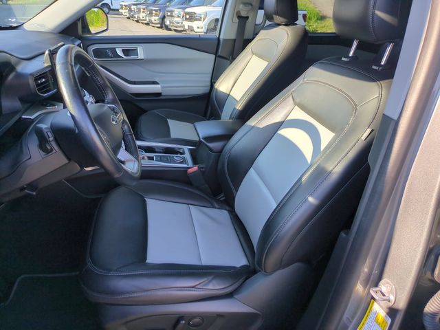Used 2022 Gray Ford XLT image 14