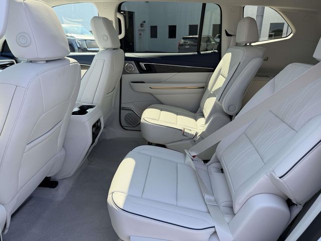 2026 Buick Enclave Avenir - Photo 9