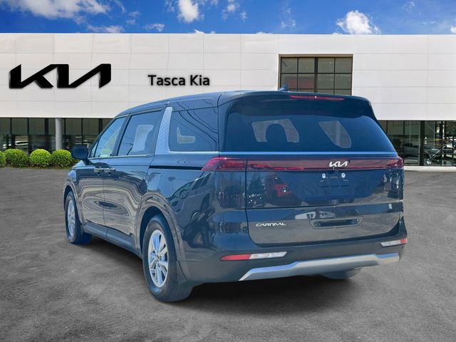 Used 2024 Gray Kia LX image 6