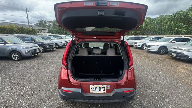 Certified Used 2022 Orange Kia LX image 10