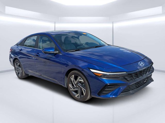 2024 Hyundai Elantra Limited FWD