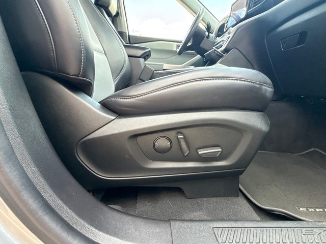 2022 Ford Explorer XLT:169421A