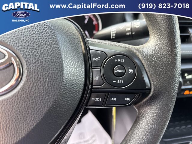 Used 2025 Ice Toyota LE image 23