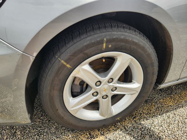2024 Chevrolet Malibu LT Gray at DeMontrond Ford