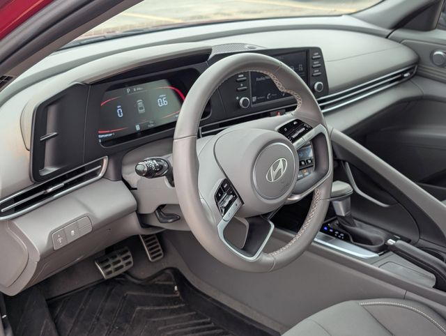 Certified Used 2025 Red Hyundai SEL Sport image 11