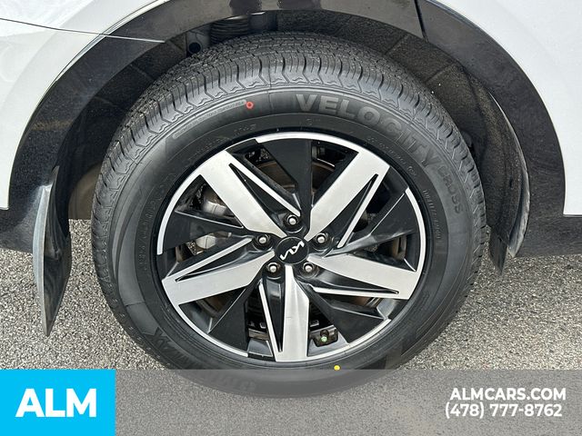 Used 2022 Gray Kia EX image 20