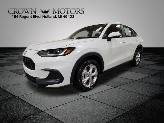 View vehicle photo 7