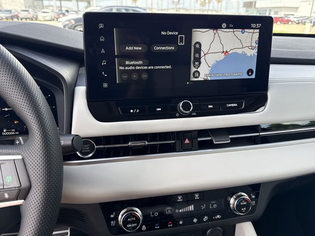 New 2025 Gray Mitsubishi SEL image 17