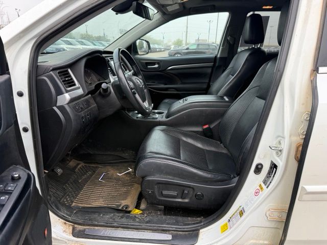 2019 Blizzard Pearl Toyota Highlander Limited AWD SUV