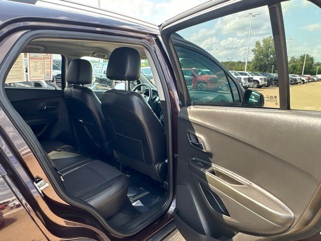 Used 2022 Chevrolet Trax SUV