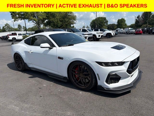 Oxford White 2025 Ford Mustang Coupe Rear-Wheel Drive Automatic