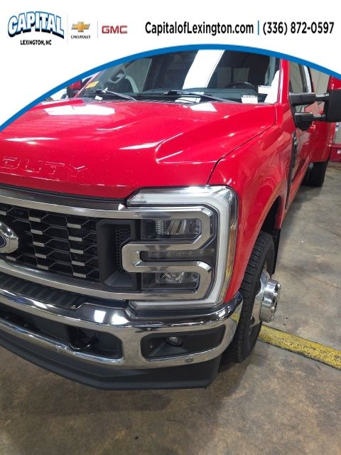 Race Red 2023 Ford F-350 Super Duty Pickup Truck Four-Wheel Drive Automatic