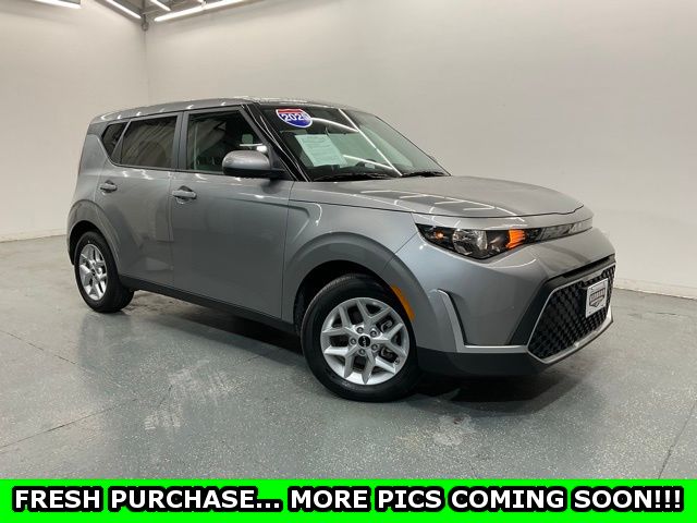 2025 Kia Soul LX FWD