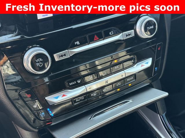 2022 Ford Explorer ST White at Autostrade