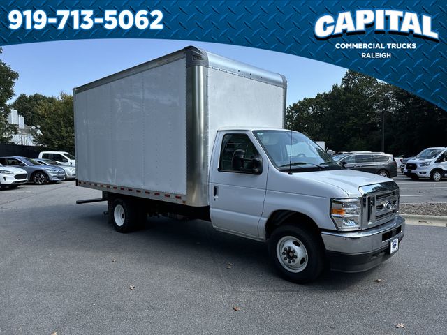 2024 Ford E-350 photo 2