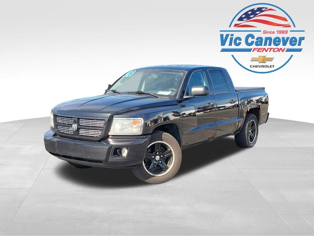 Brilliant Black Crystal Pearlcoat 2008 Dodge Dakota Pickup Truck Four-Wheel Drive 5-Speed Automatic