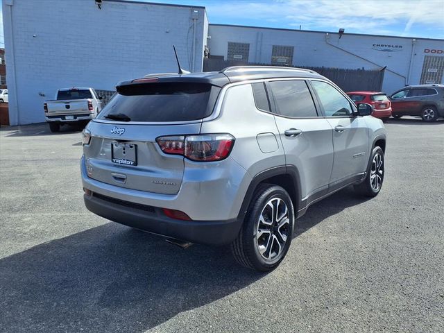 Used 2022 Silver Jeep Limited image 6