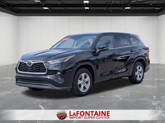 2024 Toyota Highlander LE
