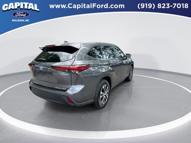 Used 2024 Gray Toyota XLE image 8