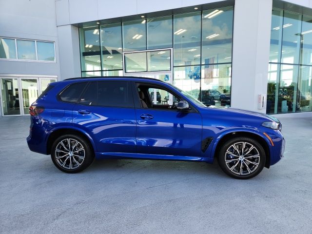 2024 BMW X5 M60i 10