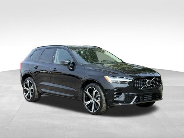 2025 Volvo XC60 Plug-In Hybrid Ultra 7