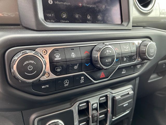 Used 2023 Jeep Wrangler SUV