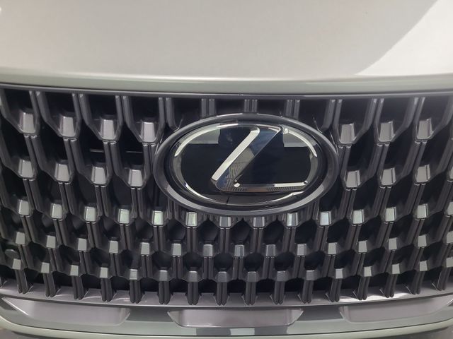 2024 – Lexus – NX