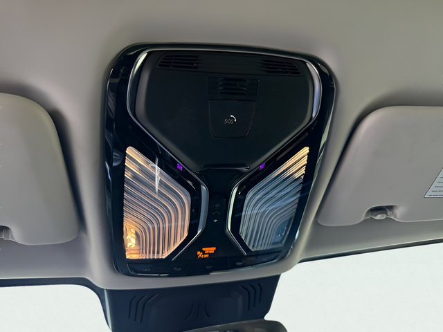 2022 BMW X7 40i - Photo 24