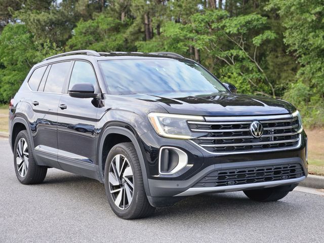 2025 Volkswagen Atlas SE FWD with Technology