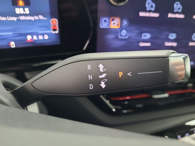 2026 – Chevrolet – Silverado EV