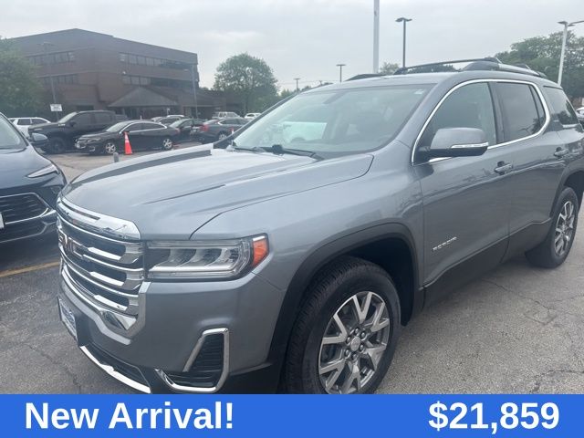 2020 GMC Acadia SLE photo