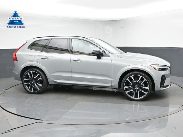 Vapour Gray Metallic 2024 Volvo XC60 B5 Ultimate Dark Theme AWD SUV / Crossover All-Wheel Drive Automatic