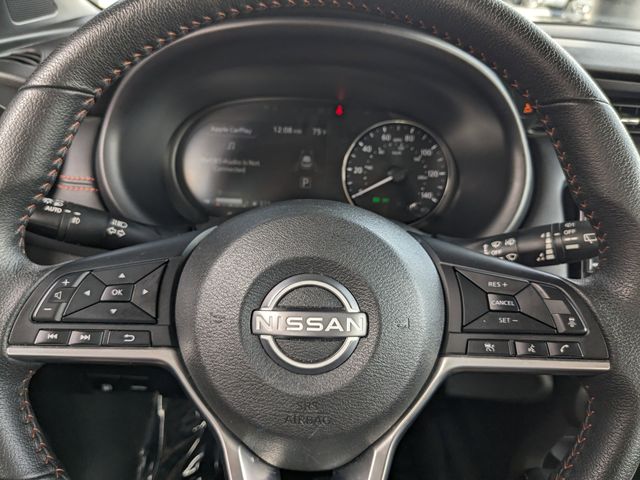 2023 Nissan Kicks SR photo