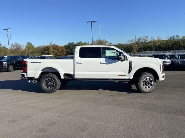 2024 Ford F-350SD Lariat 2