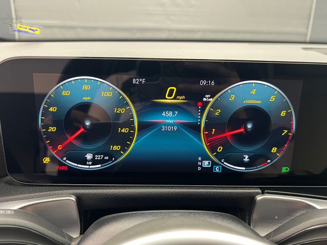 2023 Polar White Mercedes-Benz GLB GLB 250 FWD SUV