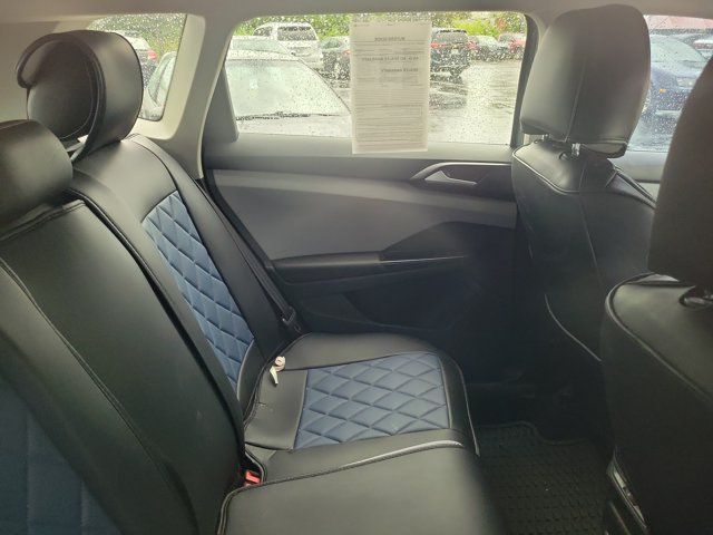 Used 2023 Gray Volkswagen 1.5T SE image 4