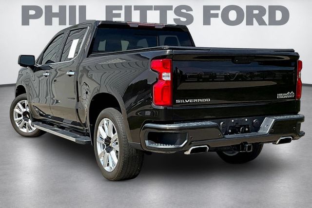 2019 Chevrolet Silverado 1500 High Country - 3