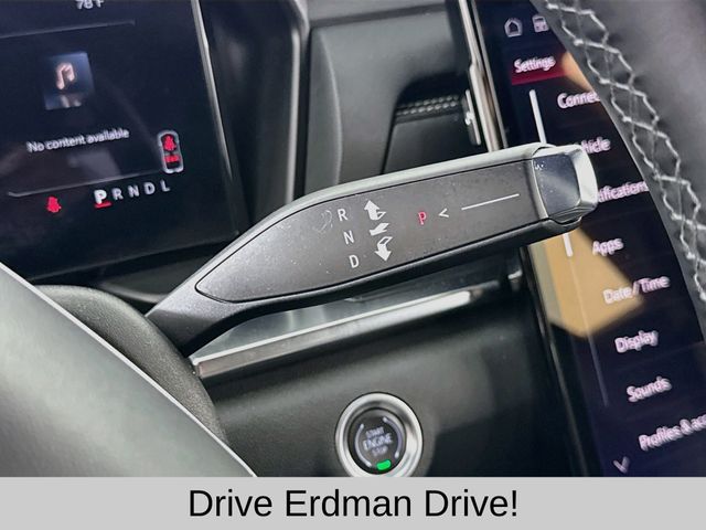Used 2025 GMC Terrain SUV