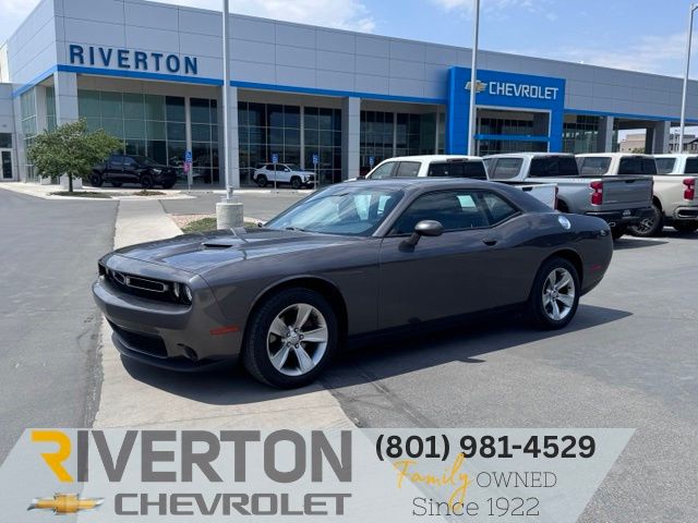 Gray (Granite Crystal Metallic Clearcoat) 2016 Dodge Challenger Coupe Rear-Wheel Drive 8-Speed Automatic