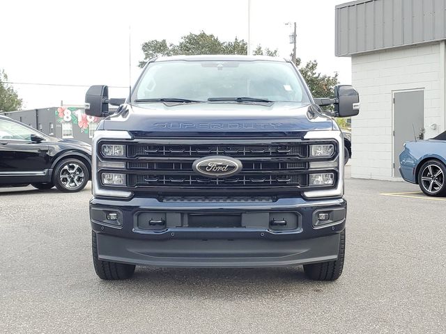 2024 Ford F-250SD Lariat 2